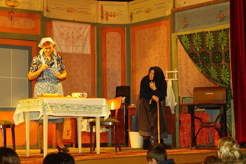 Trampoty z laskou (64).JPG